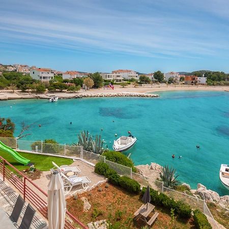 Apartments Villa Zrinka - Last Season Ever! โรกอซนิซา ภายนอก รูปภาพ
