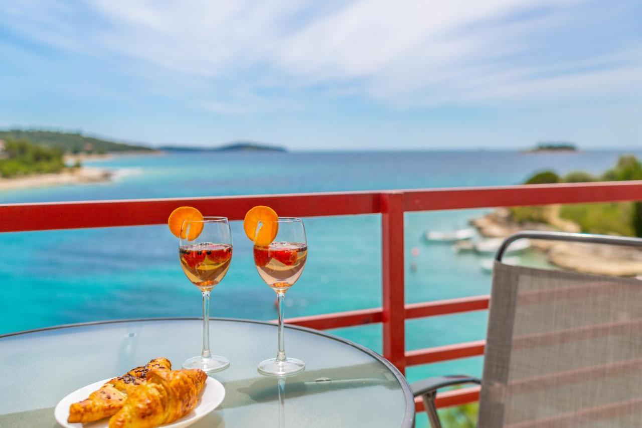 Apartments Villa Zrinka - Last Season Ever! โรกอซนิซา ภายนอก รูปภาพ